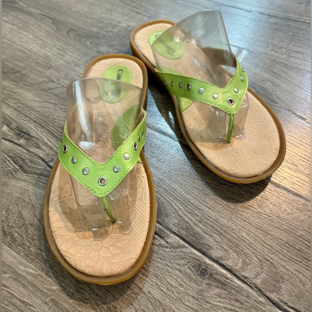 Born Women’s Green Studded Flip Flop Sandals Size 10 / 42
